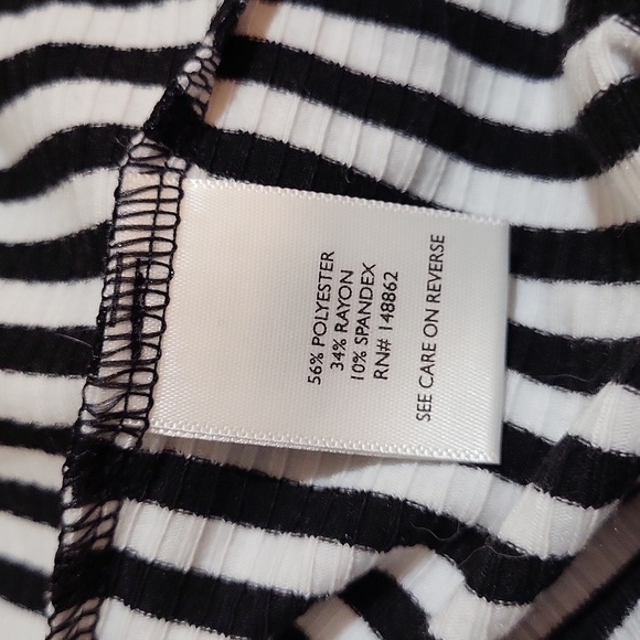 Torrid Super Soft Rib Knit Tank Top - Picture 5 of 6